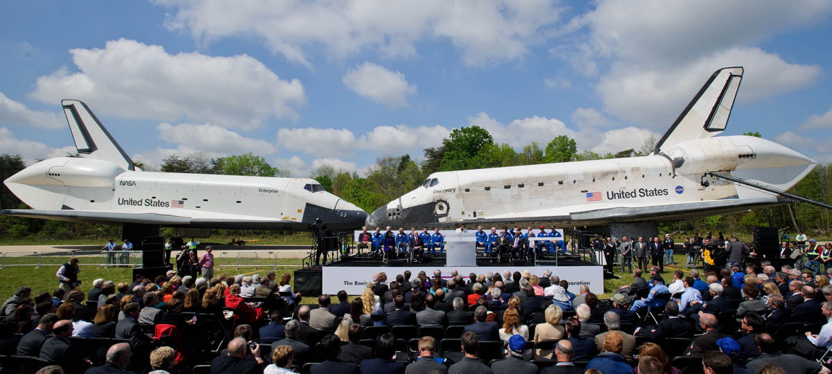 Space Shuttle Discovery Enters Smithsonian for Museum Display